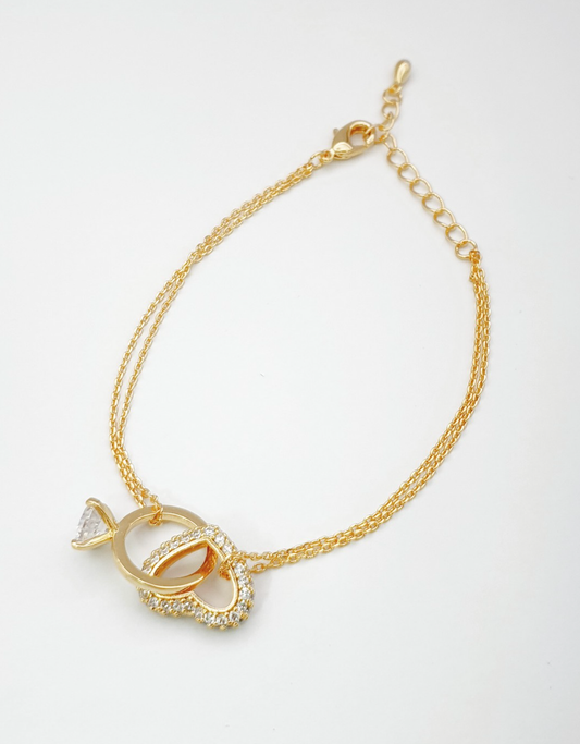 Minimalist Triangle Pendant Chain Bracelet, Delicate Triforce Symbol chram bracelet