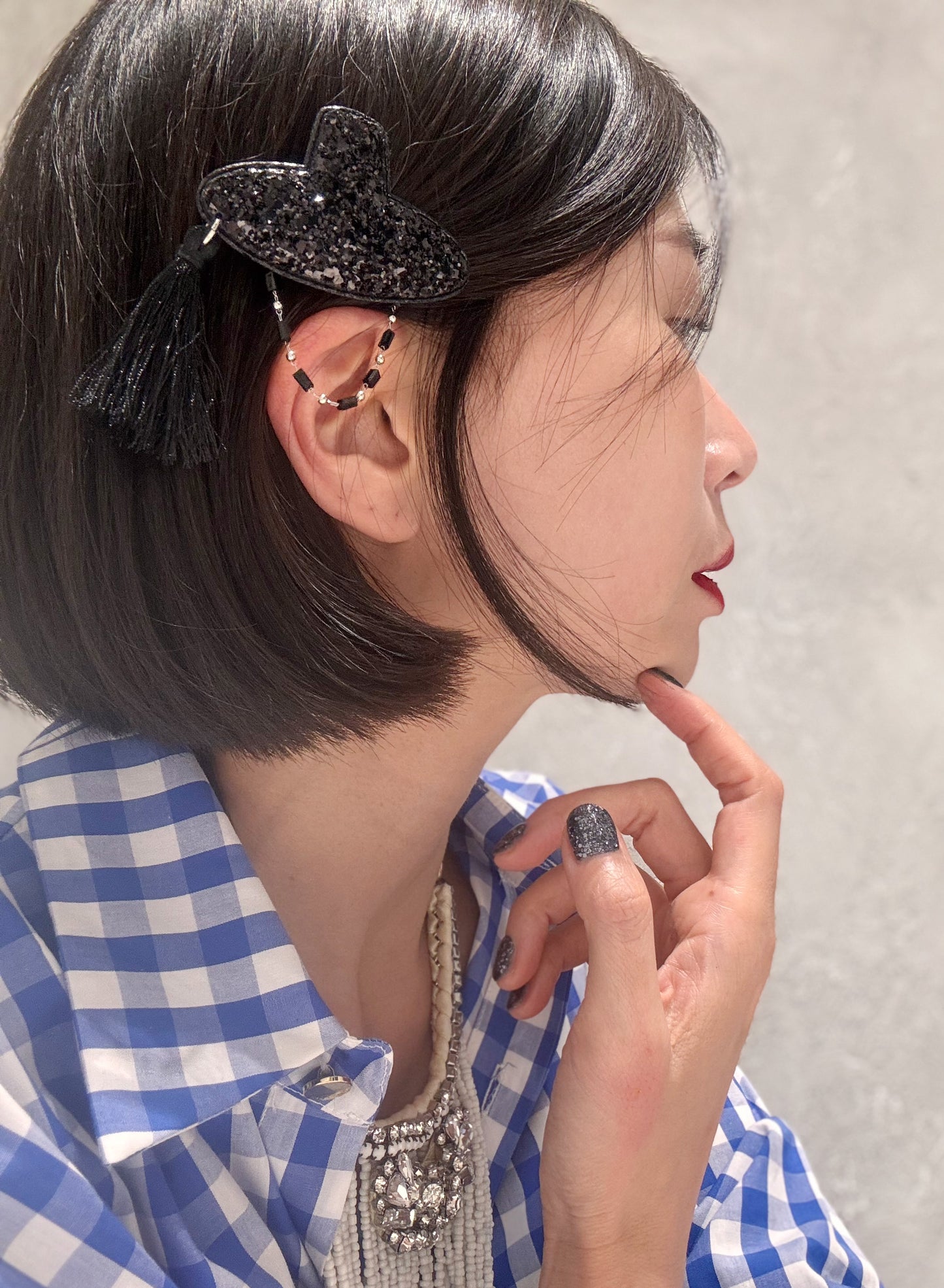 Korean Gat Hair Clip - Glitter & Nacre Pattern with Tassel
