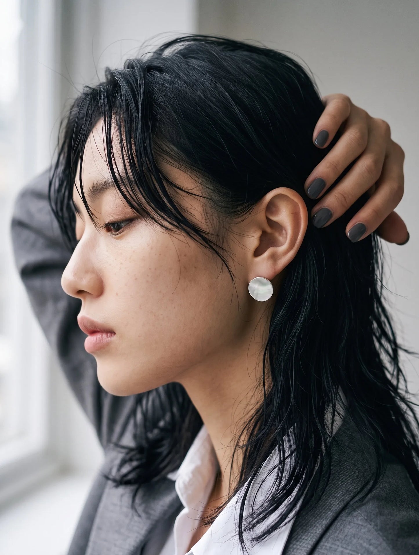 Mother of Pearl Circle Studs — 925 Silver