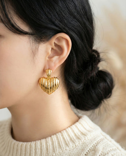 Chunky Ribbed Heart Earrings - Vintage Gold & Silver Statement Studs
