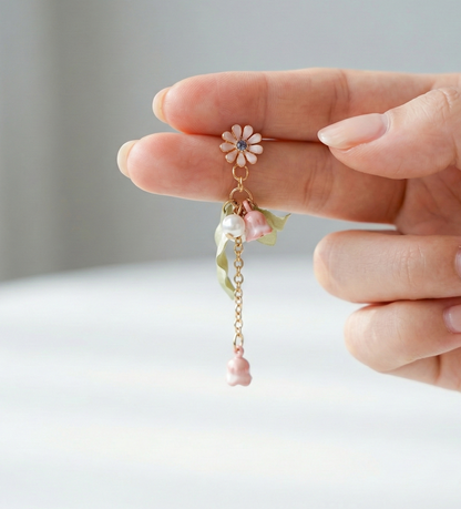 Fairycore Lily of the Valley Pearl Drop Earrings (Titanium)