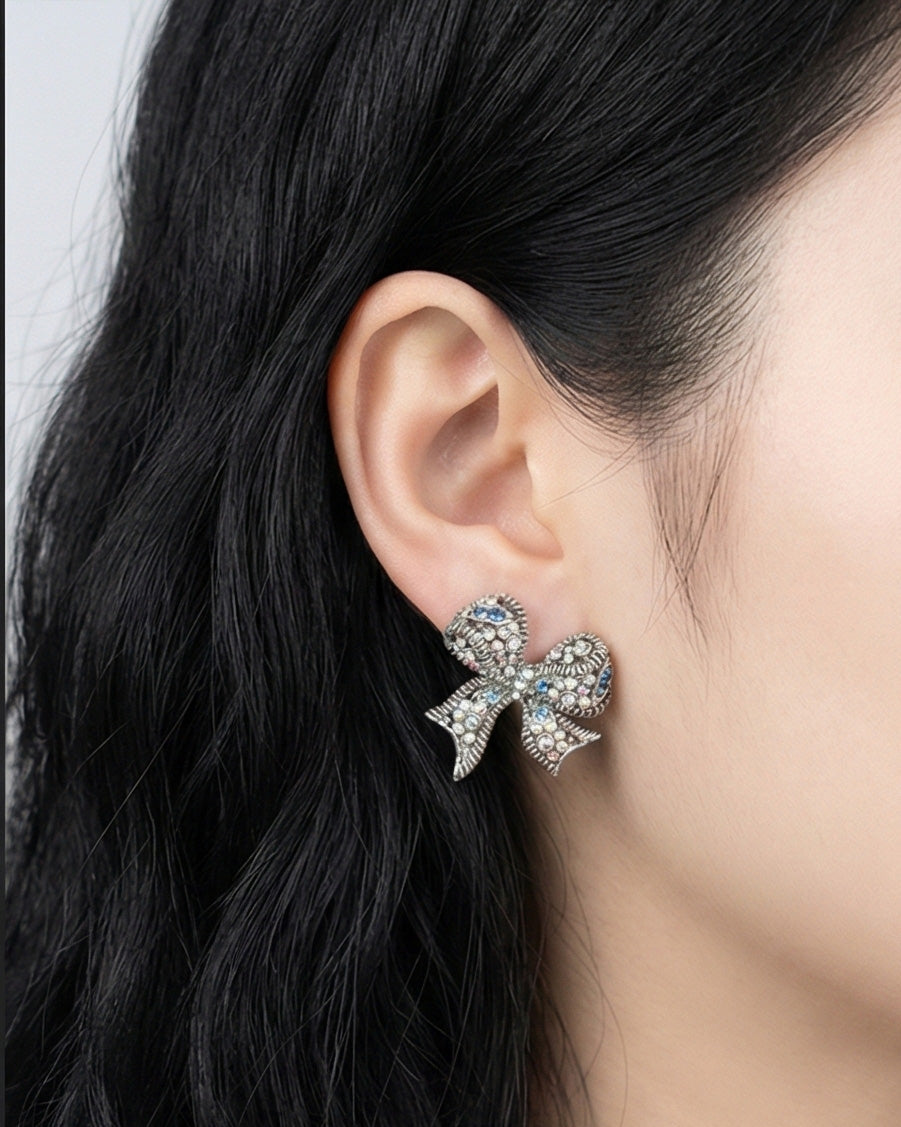 Vintage Kitsch Bow Earrings - Chunky Retro Ribbon Statement Studs with Sparkling Crystals