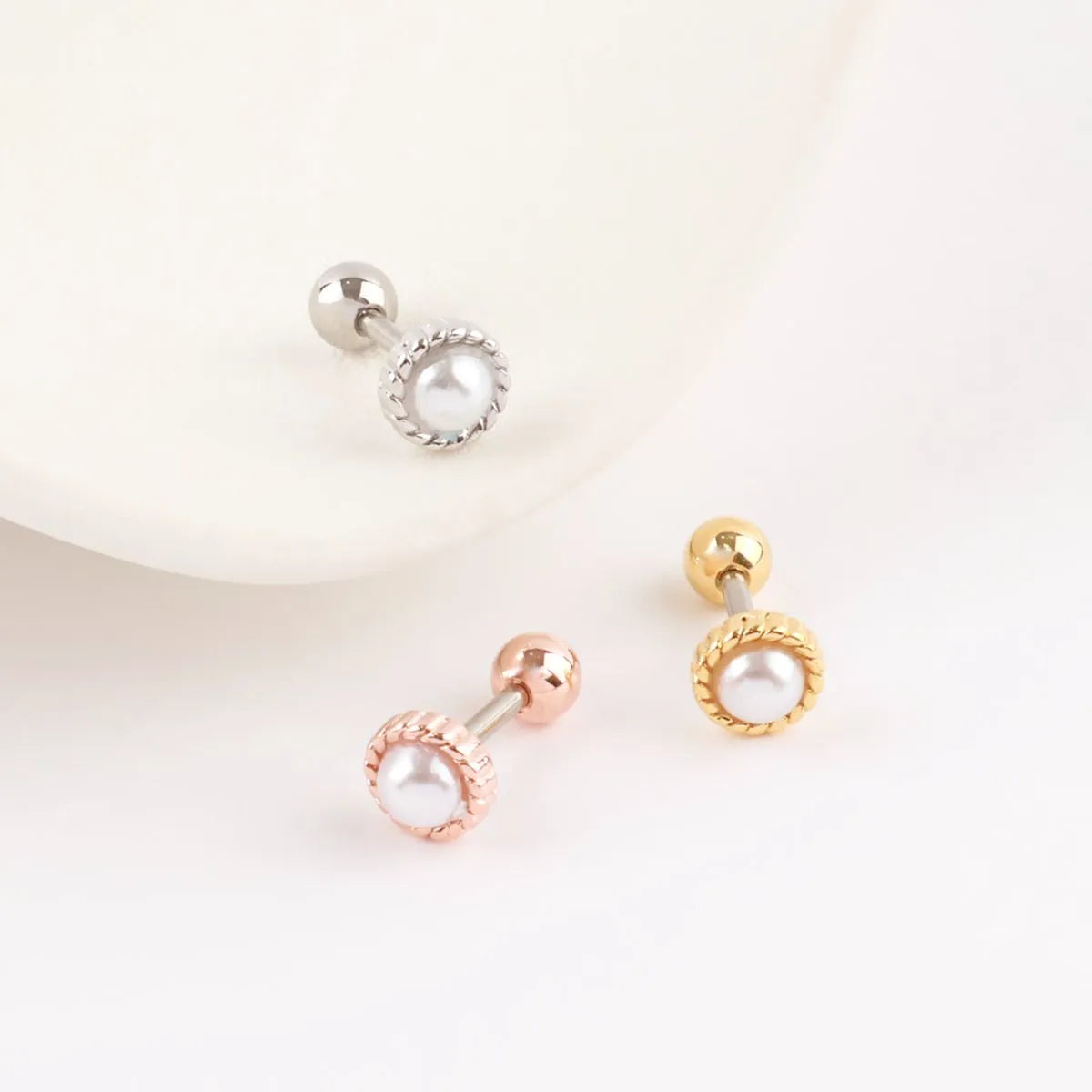 Vintage Rope Frame Pearl Stud Piercing – Helix Conch Lobe Ear Curation (Single)