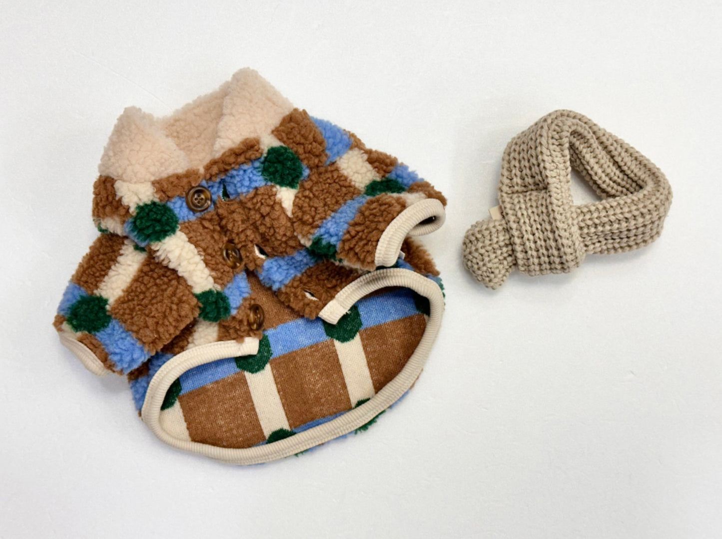Cozy Sherpa Fleece Dog Cardigan - Button-Up Winter Coat Check & Stripe