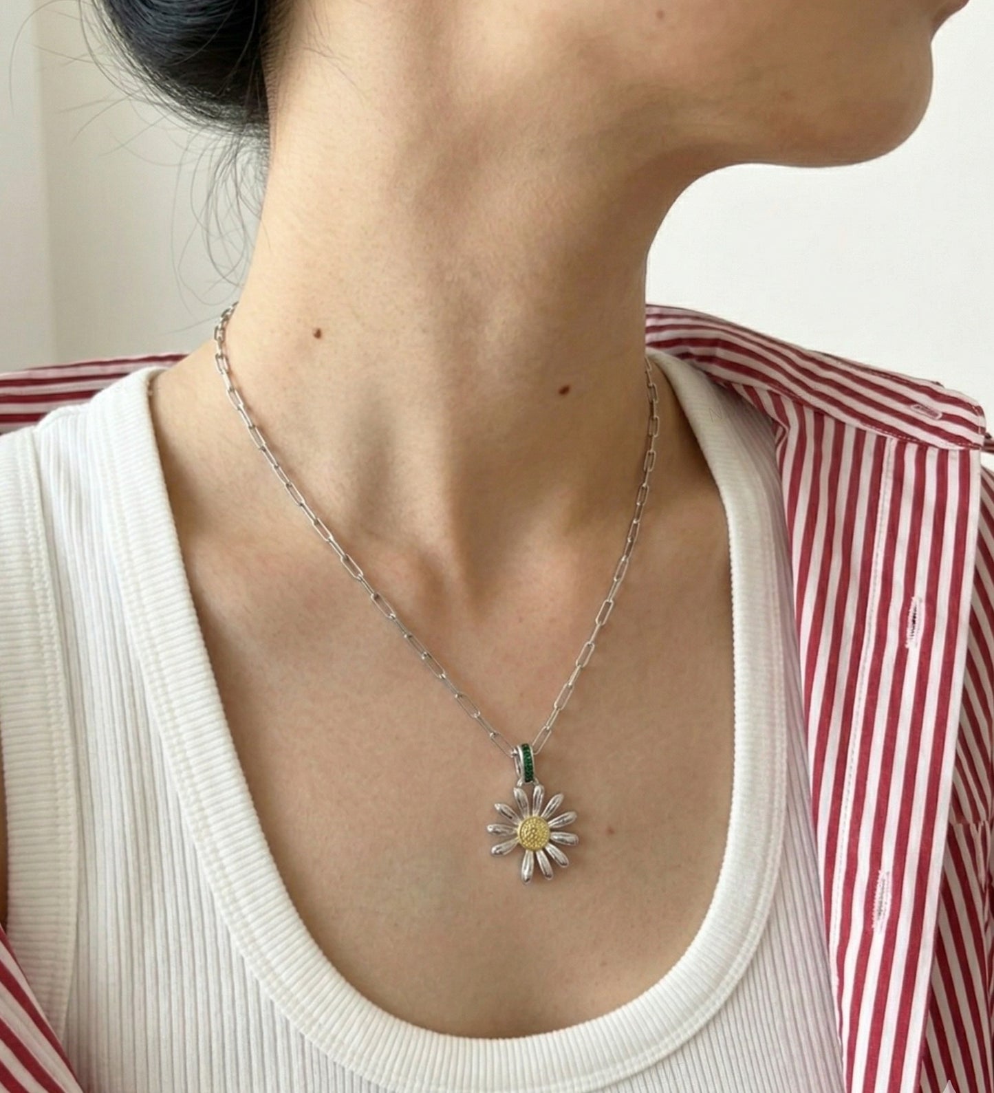 925 Sterling Silver Daisy Pendant Necklace – Green CZ Bail & Yellow Pavé Center