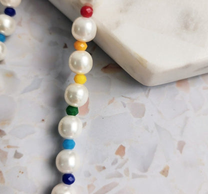 Rainbow Bead Acrylic Pearl Necklace — Y2K Kidcore Layered Choker