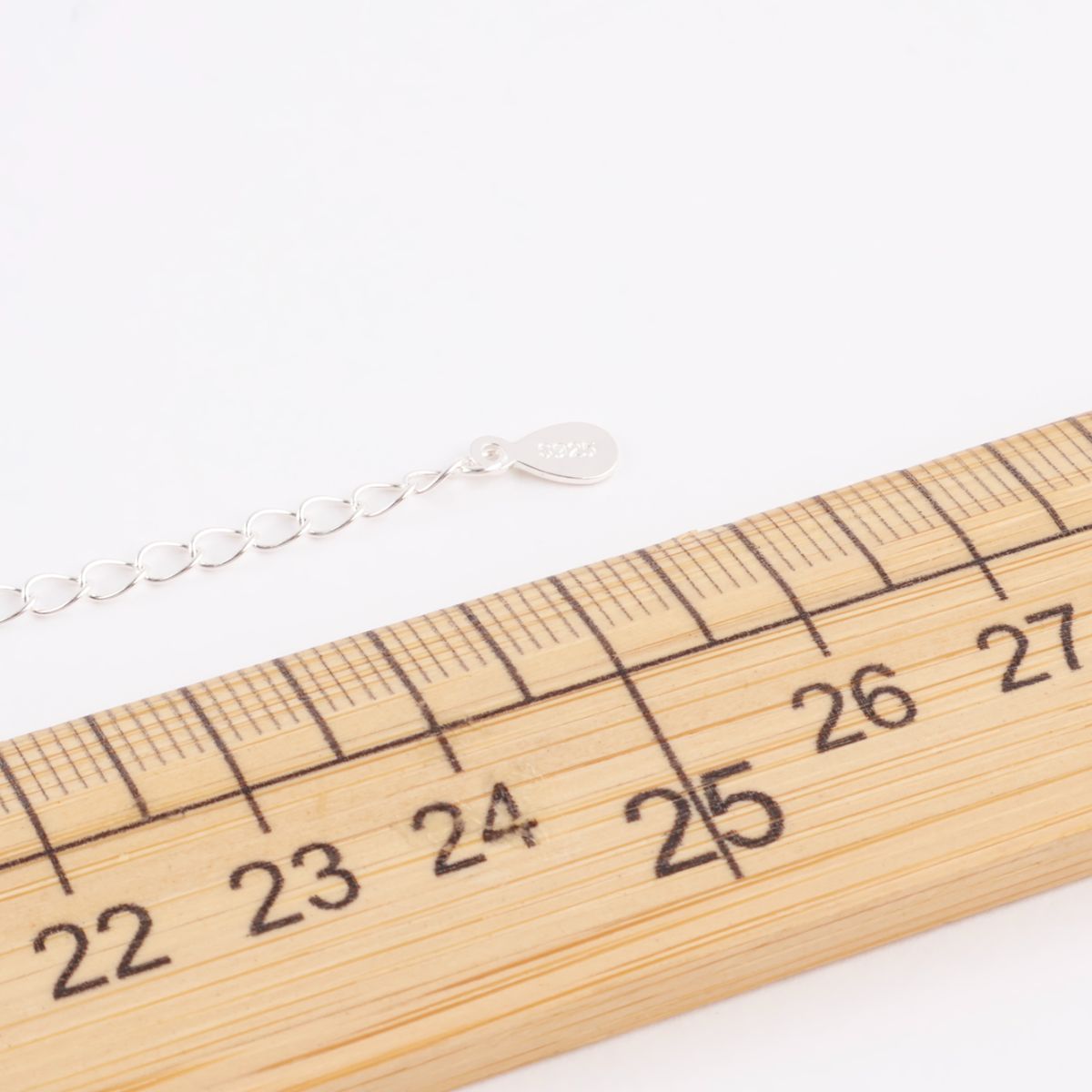 Dainty 925 Sterling Silver Daisy Flower Pendant Necklace