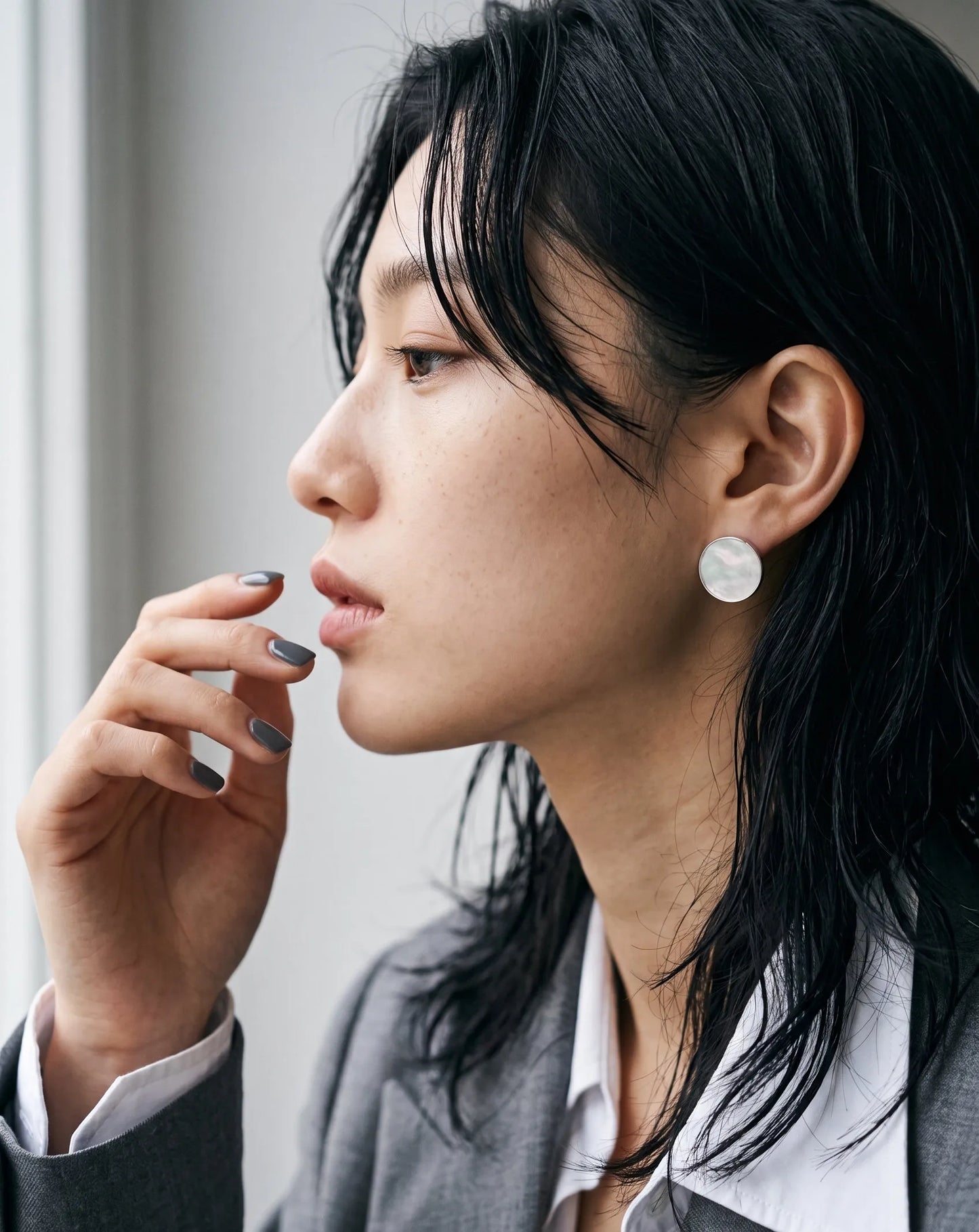 Mother of Pearl Circle Studs — 925 Silver