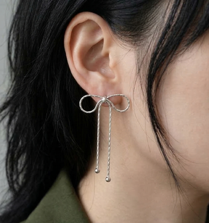 Textured Chain Bow Drop Earrings – Balletcore Dainty Jewelry