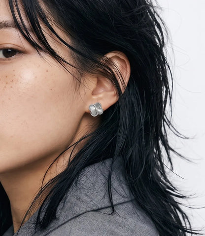 925 Silver Milgrain Clover Stud Earrings — Made in Korea