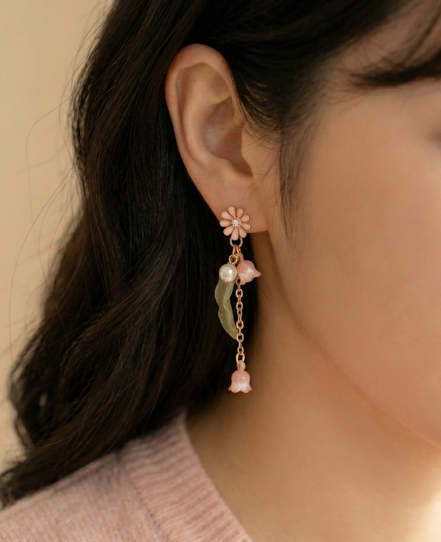 Fairycore Lily of the Valley Pearl Drop Earrings (Titanium)