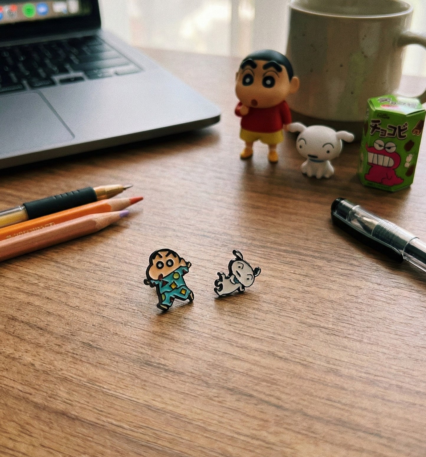 Crayon Shin-chan Asymmetrical Enamel Stud Earrings | Silver Post