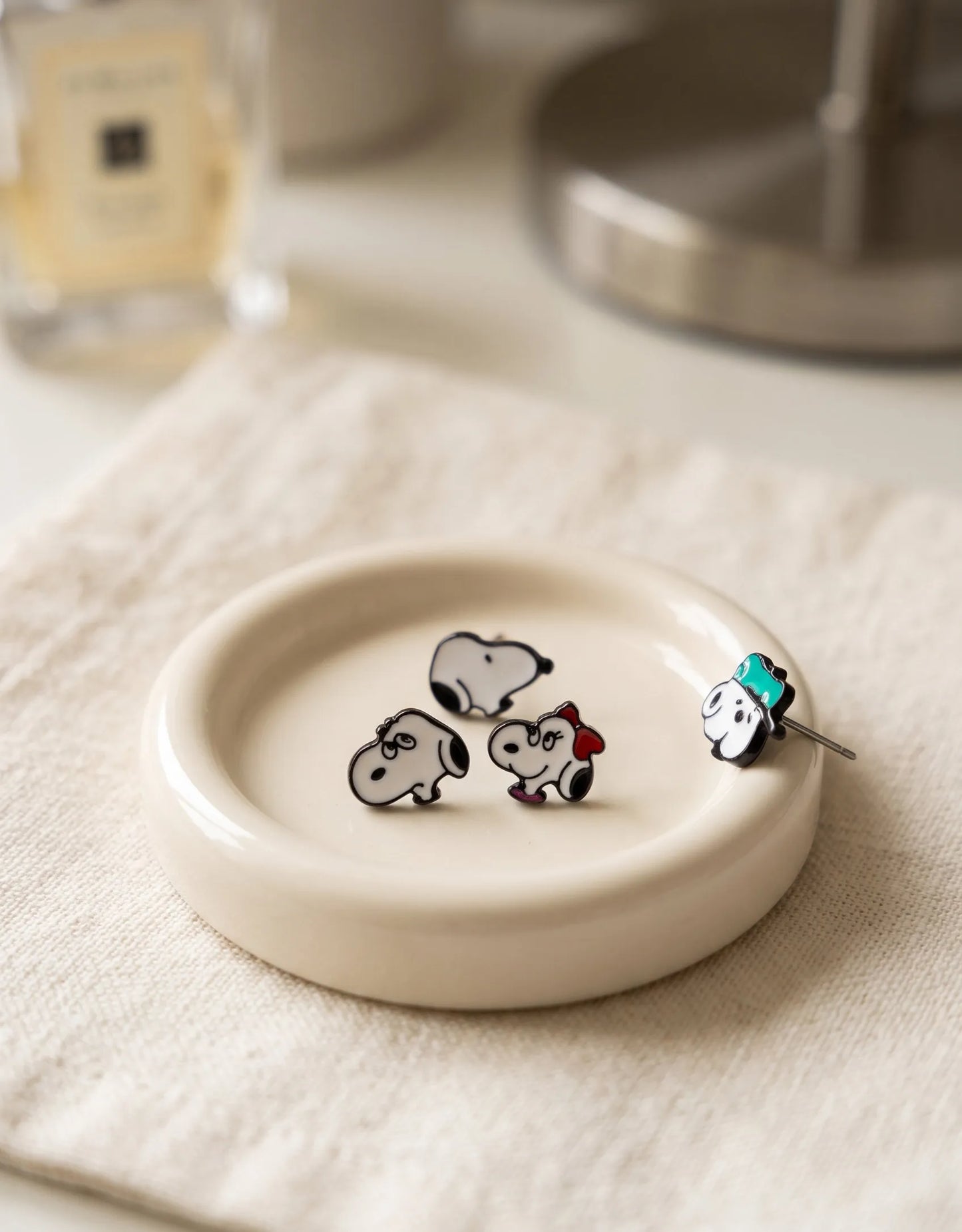 Vintage Cartoon Snoopy Dog Unbalanced Stud Earrings (4-Piece Set)