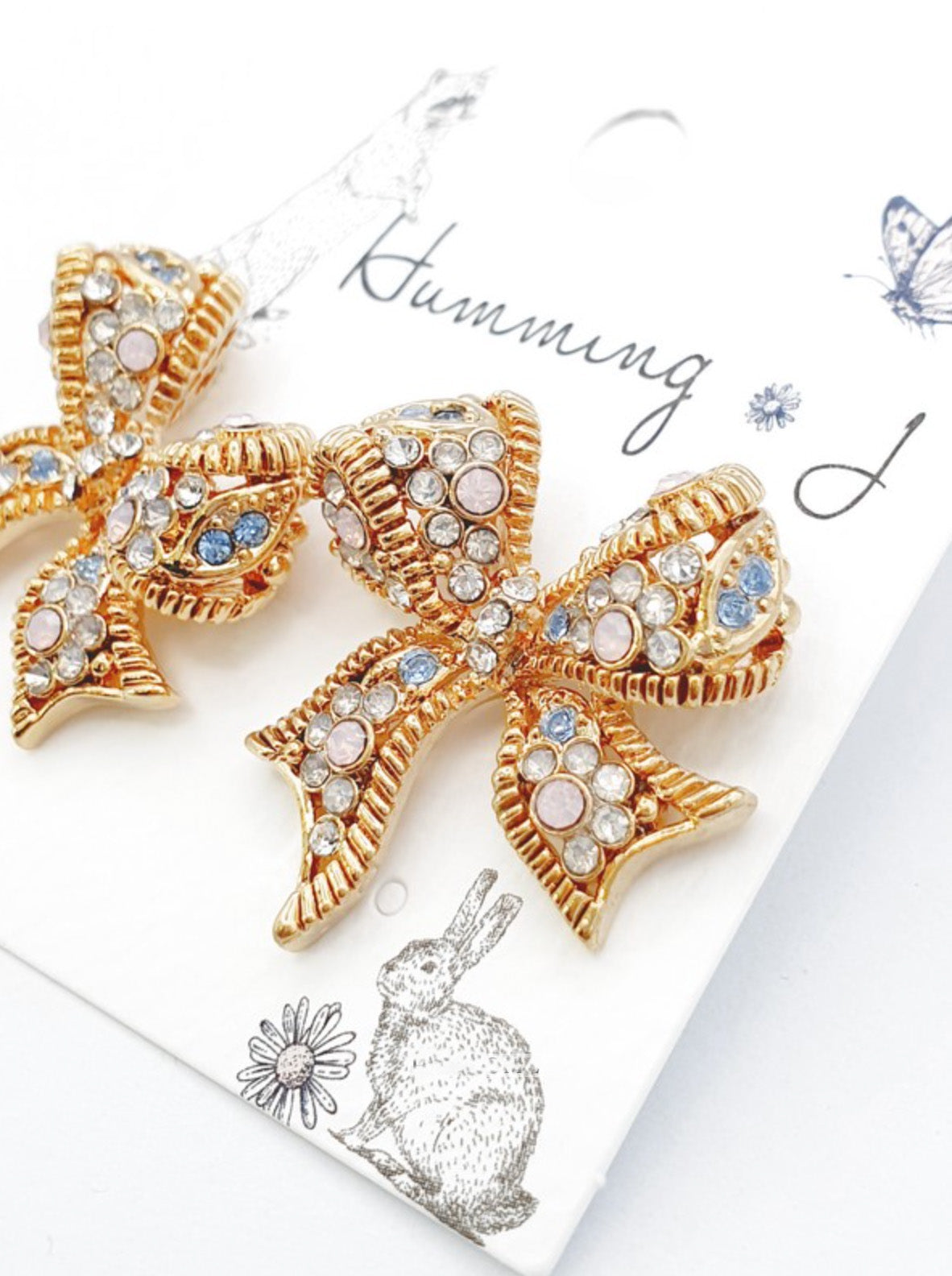 Vintage Kitsch Bow Earrings - Chunky Retro Ribbon Statement Studs with Sparkling Crystals