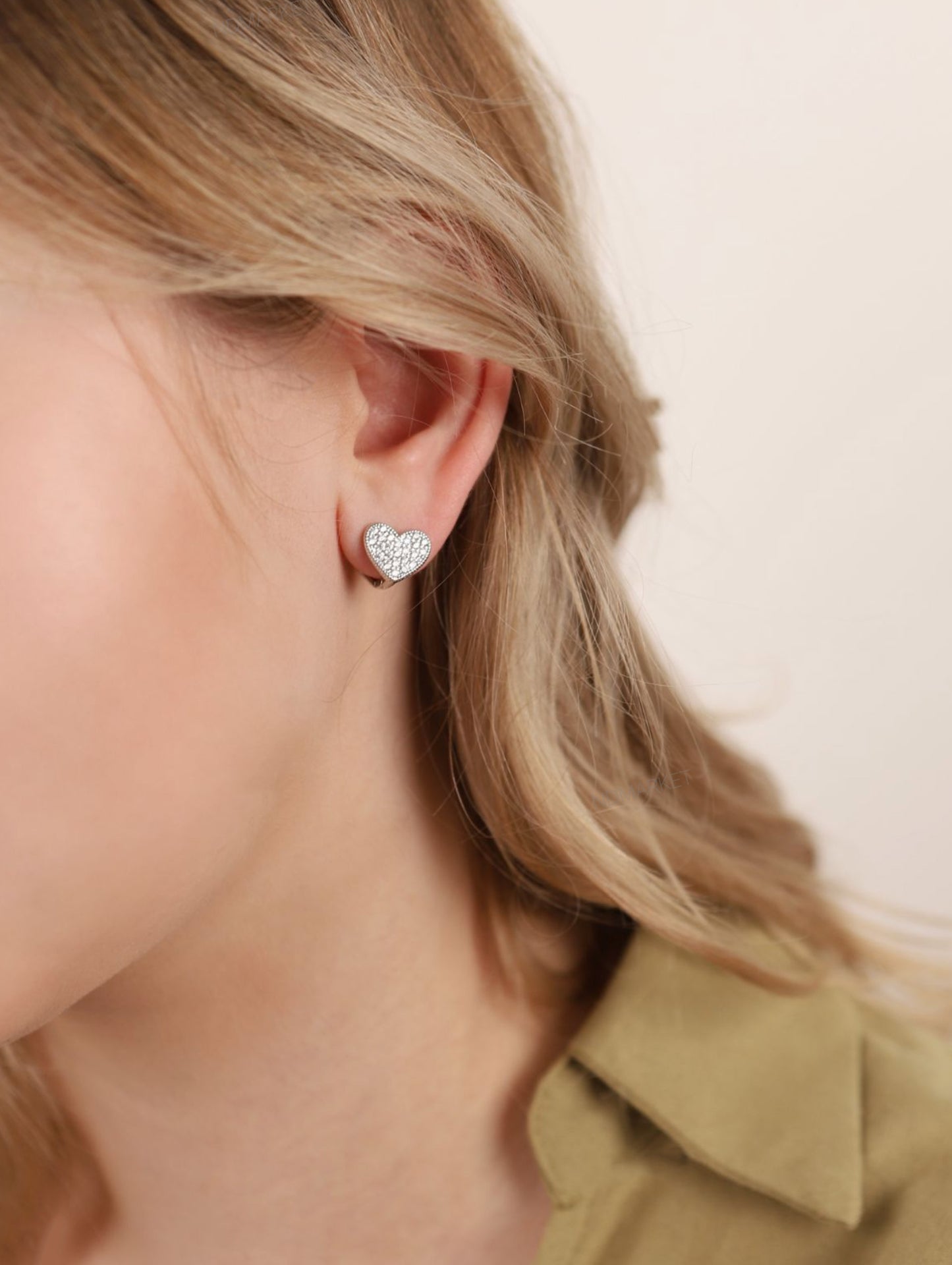 Pavé Heart Clip Earrings Gold Silver Cubic Zirconia Heart Huggie hoop