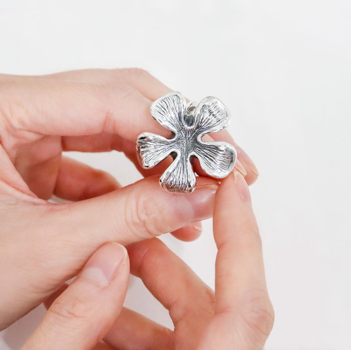 925 Sterling Silver Floral Ring - Delicate Flower Band for Women