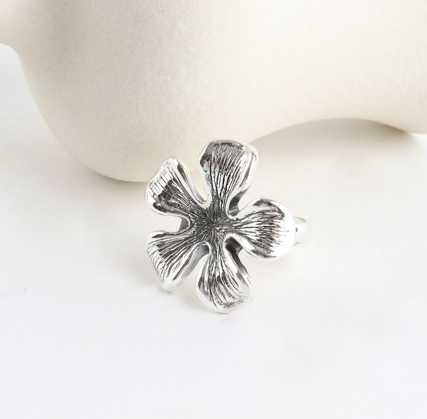 925 Sterling Silver Floral Ring - Delicate Flower Band for Women