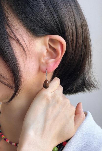 ☕ Coffee Bean & To-Go Cup Mismatch Earrings – Kawaii Food Jewelry | 8TTITTO8