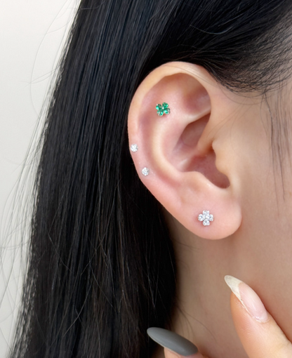 Clover Barbell Stud • Green or Clear CZ • Surgical Steel Piercing