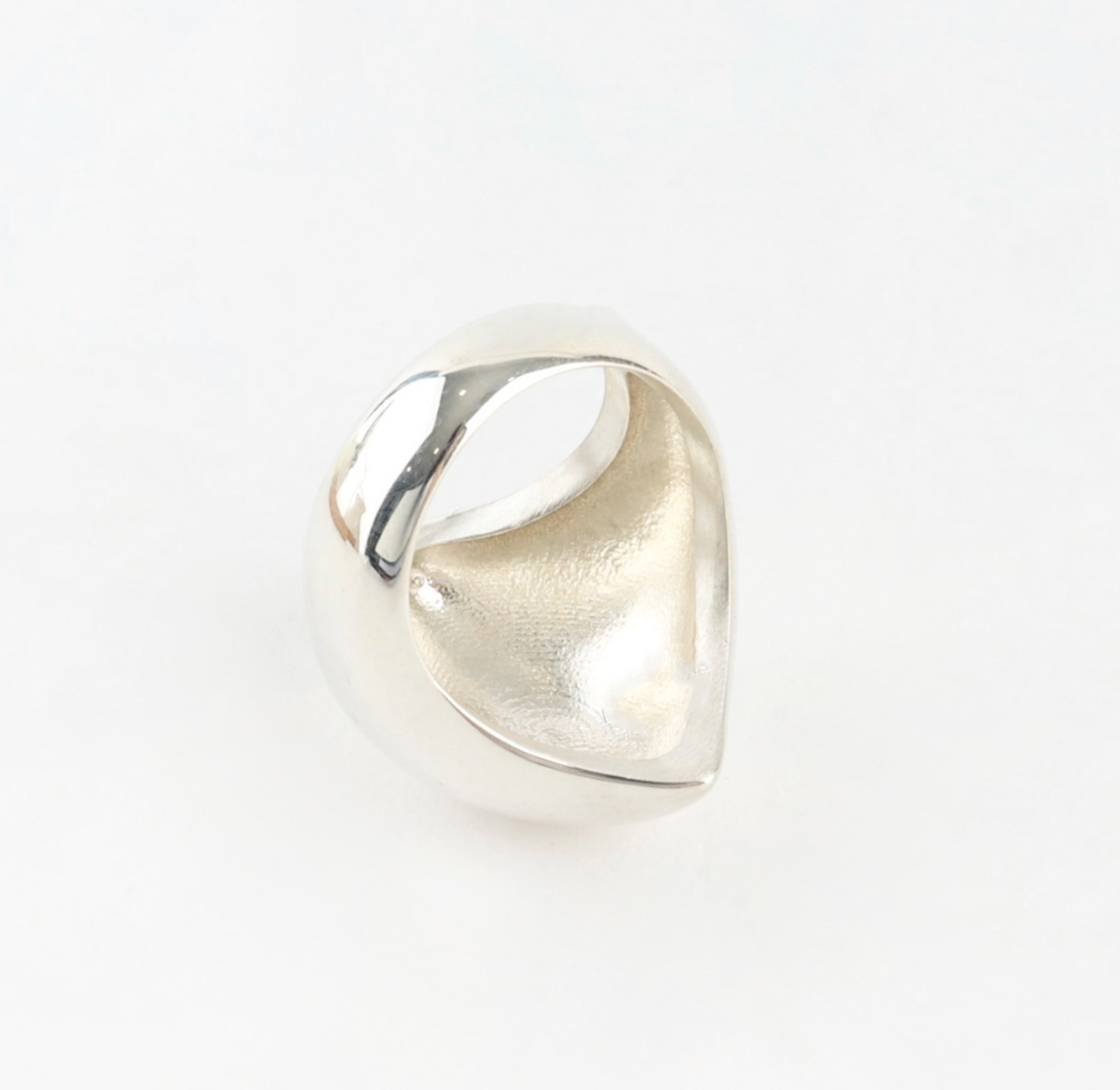 Sculptural Wave Ring — 925 Sterling Silver Statement Piece | Modern Minimalist Jewelry