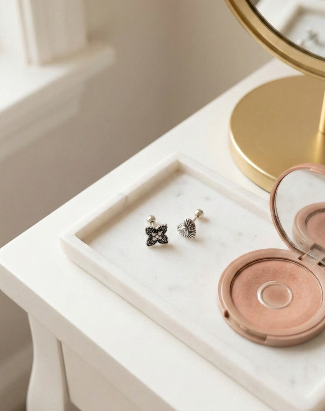 Antique Silver Heart & Flower Cartilage Stud | 925 Sterling Post