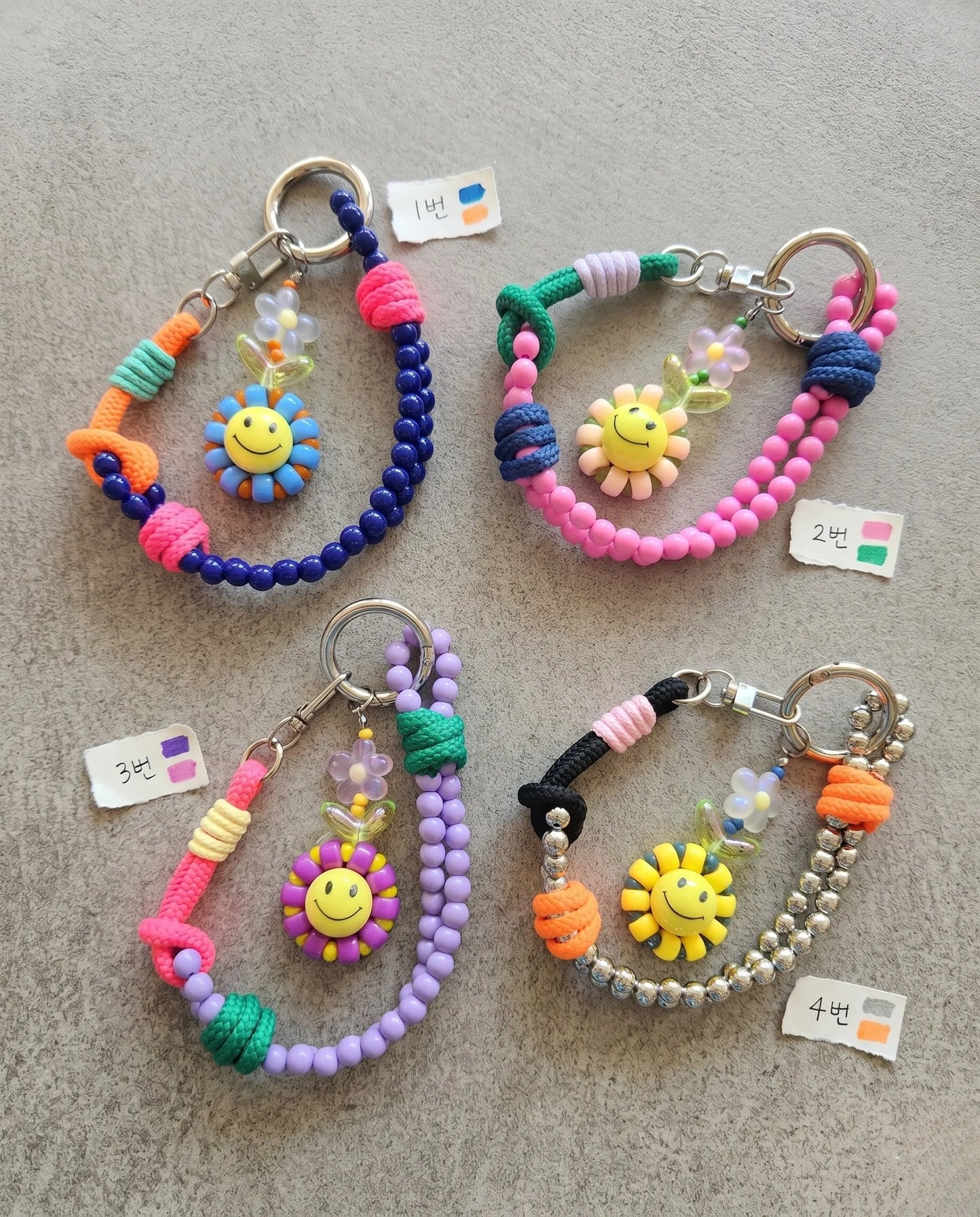 Handmade Smile Flower Beaded Strap Bag Charm Keychain – 4 Colors