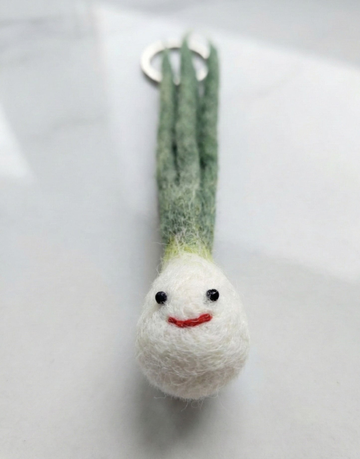 Handmade scallion green onion wool felt keychain with white bulb and green leaves