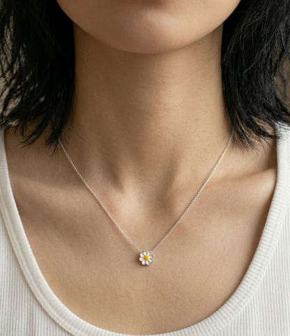 Dainty 925 Sterling Silver Daisy Flower Pendant Necklace