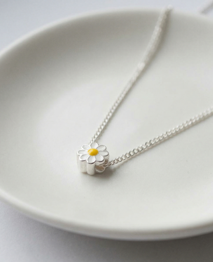 Dainty 925 Sterling Silver Daisy Flower Pendant Necklace