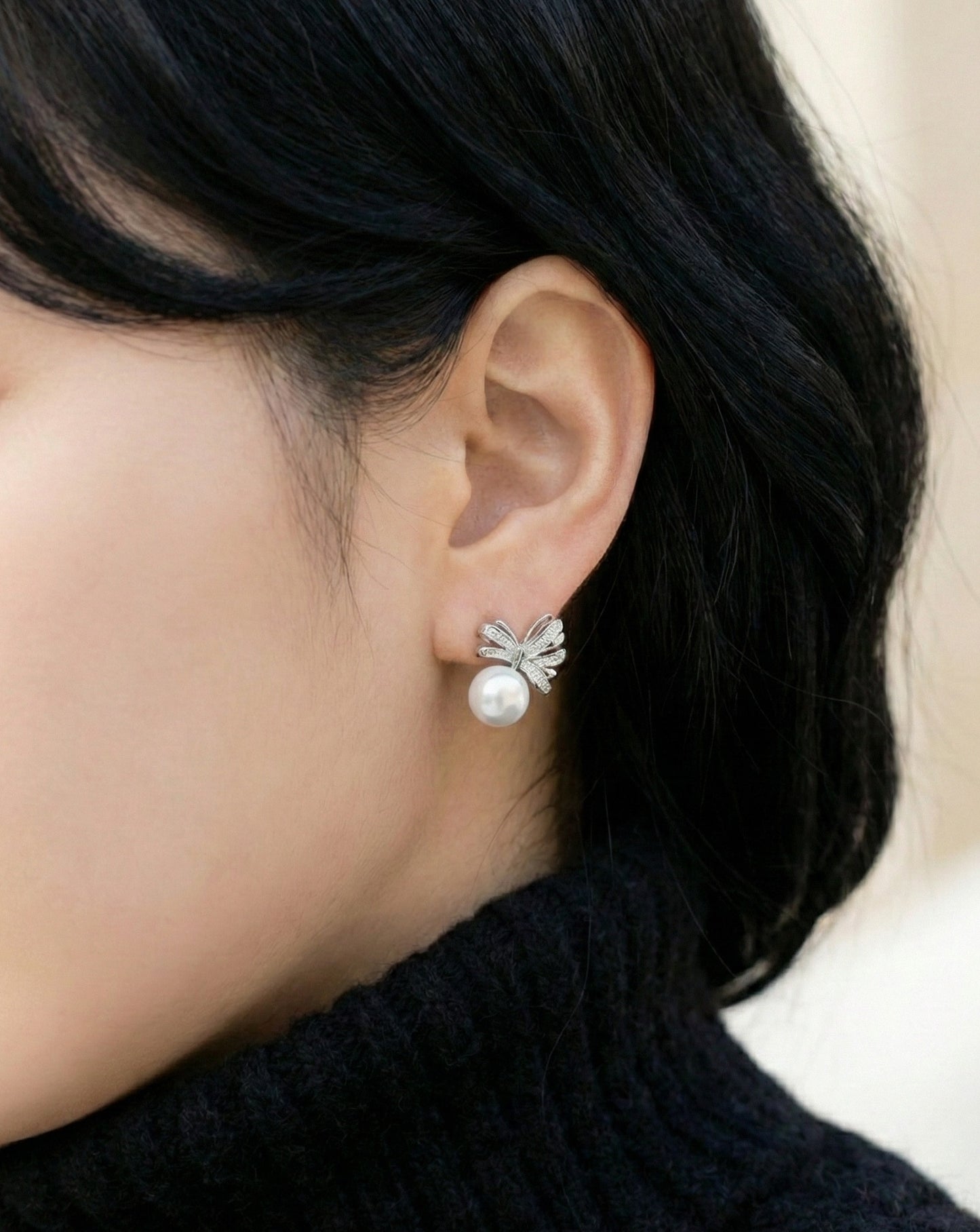 Elegant Ribbon Bow Pearl Stud Earrings - 925 Silver Post