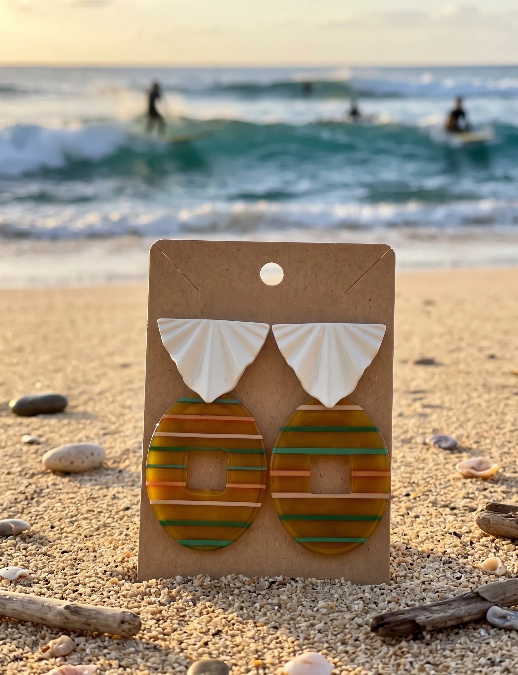 Resort vacation amber stripe acrylic drop earrings, bold statement jewelry K-style aesthetic