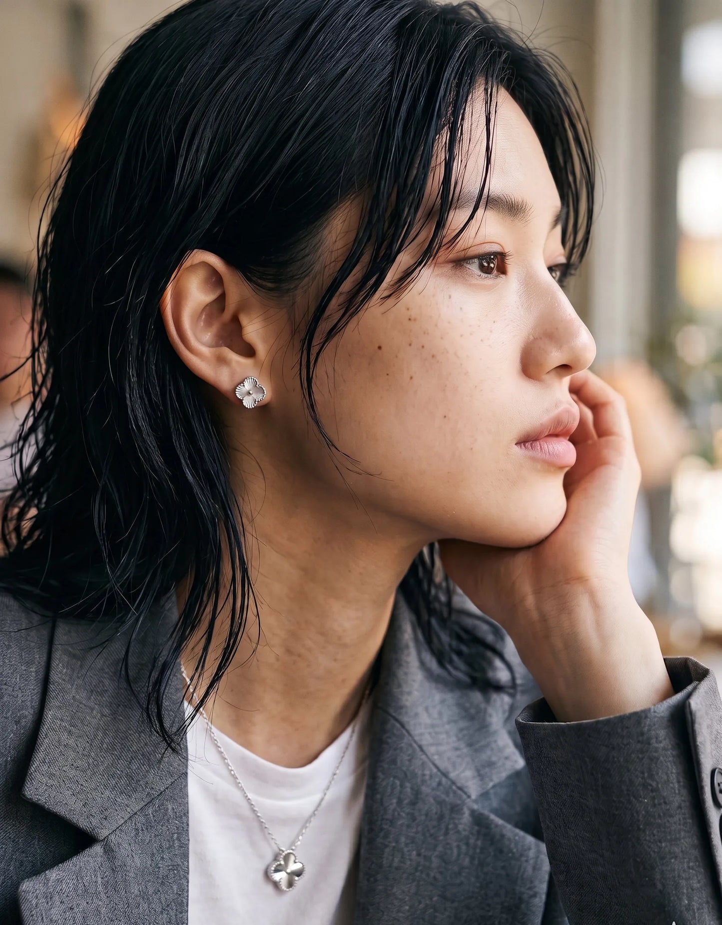 925 Silver Milgrain Clover Stud Earrings — Made in Korea