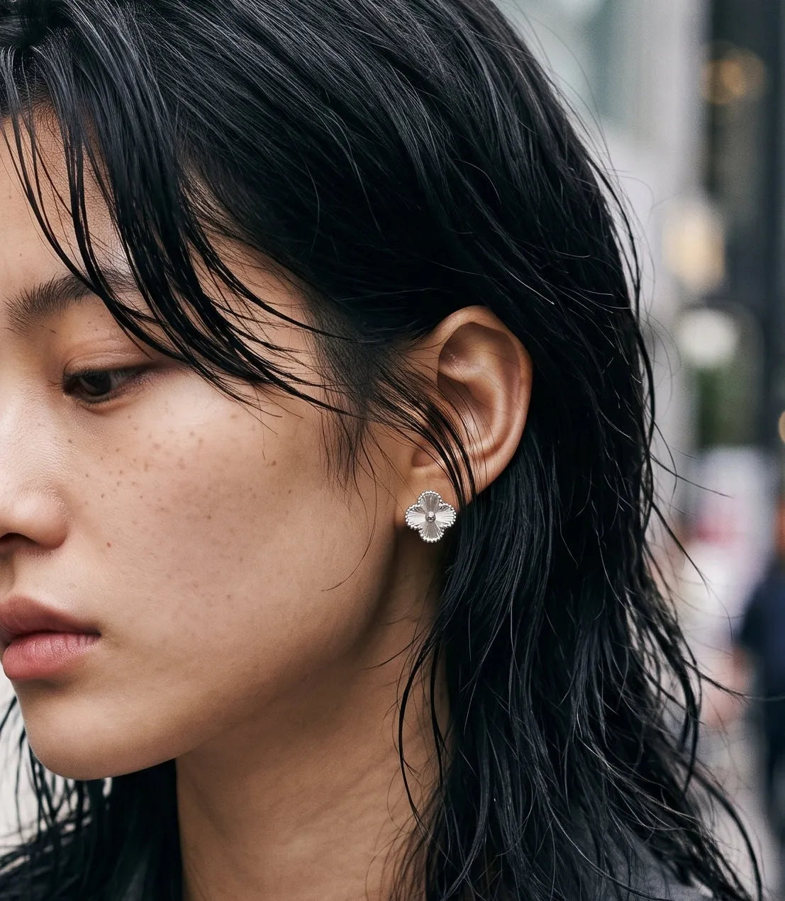 925 Silver Milgrain Clover Stud Earrings — Made in Korea