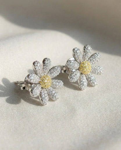 Sparkling Daisy Flower Cubic Zirconia Stud Earrings - 925 Silver