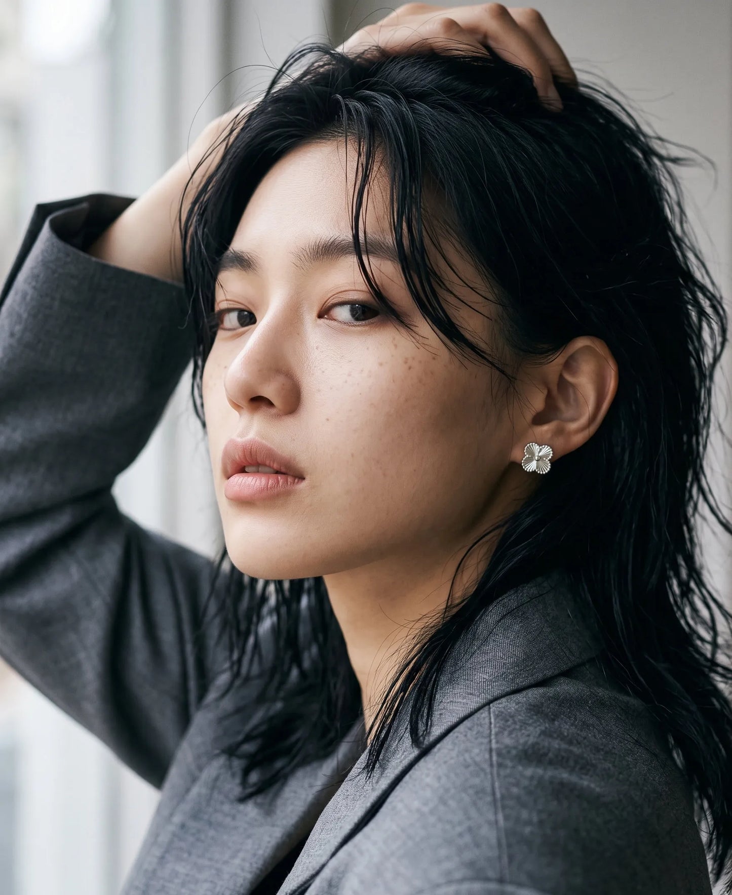 925 Silver Milgrain Clover Stud Earrings — Made in Korea