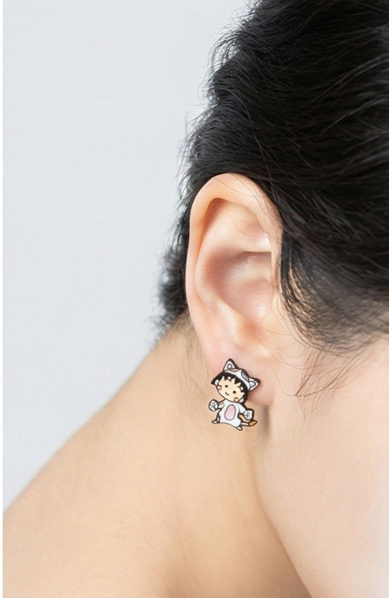 Side profile showing single Maruko cat charm stud earring worn minimally