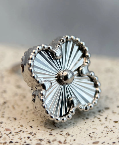 925 Silver Milgrain Clover Stud Earrings — Made in Korea