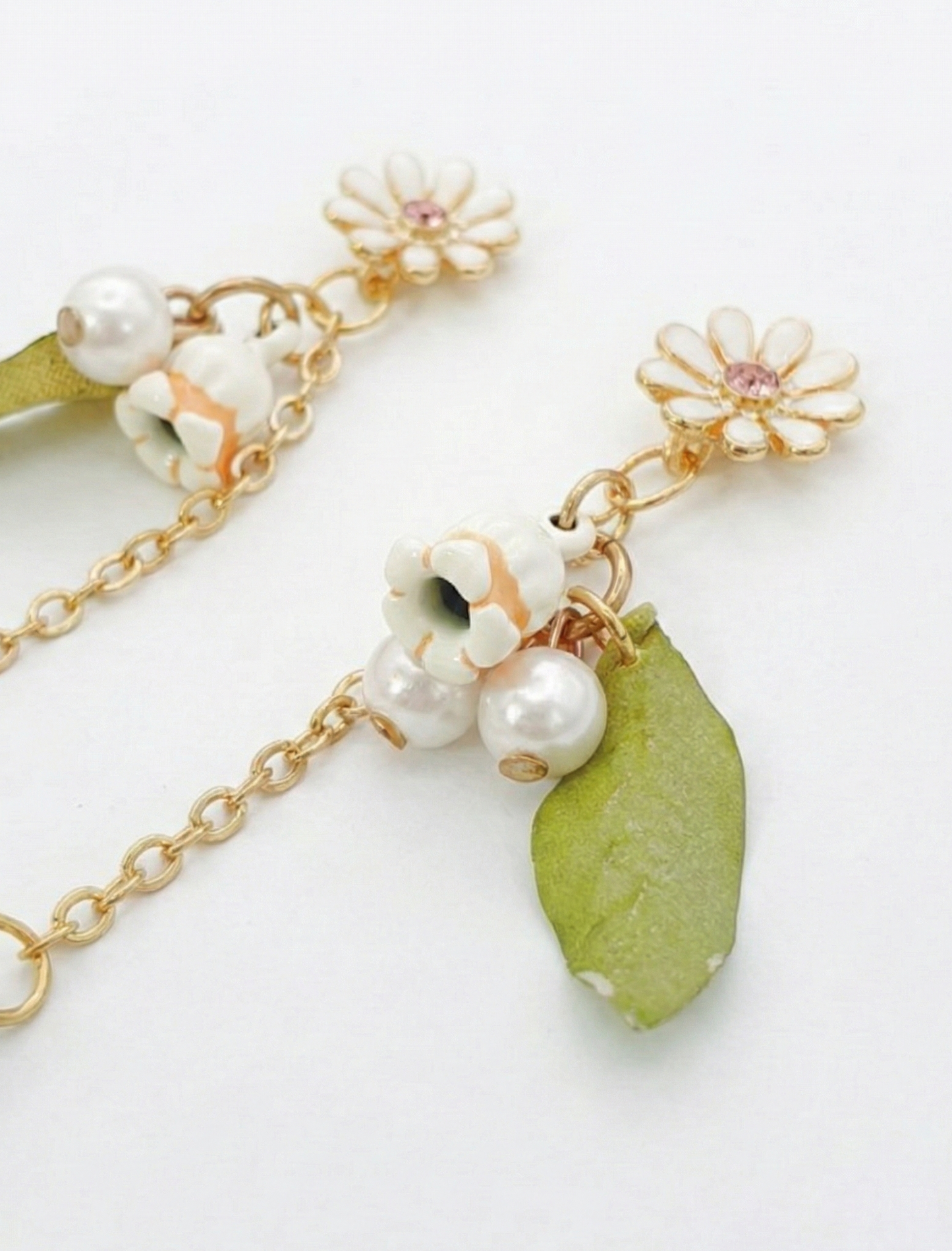 Fairycore Lily of the Valley Pearl Drop Earrings (Titanium)