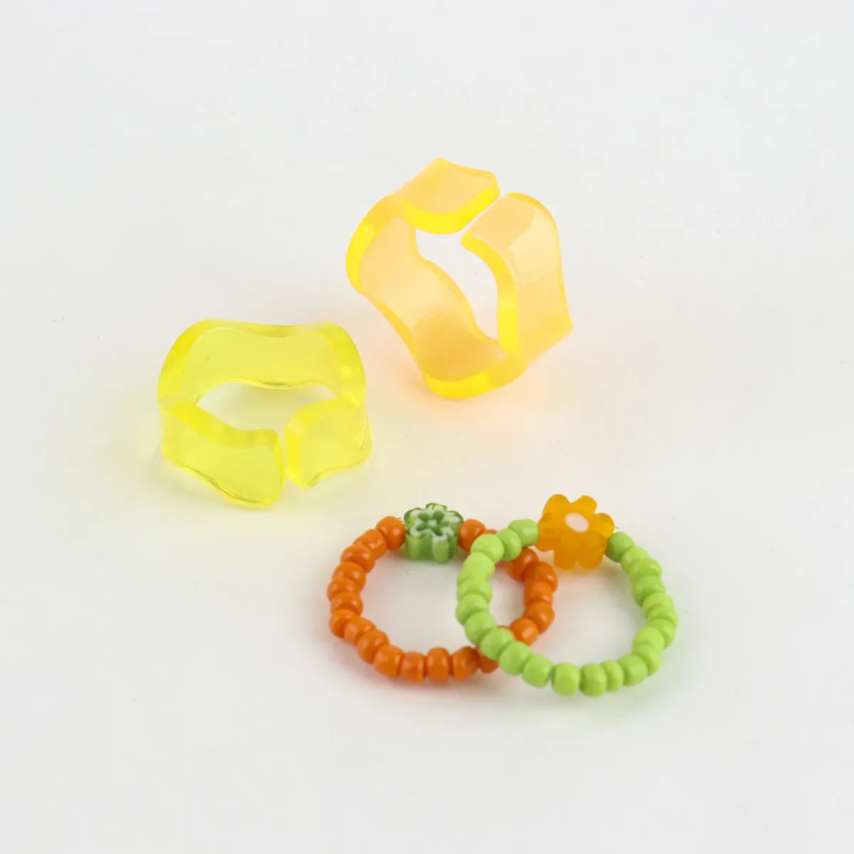 Y2K Chunky Resin Wave Ring & Flower Bead Ring Set