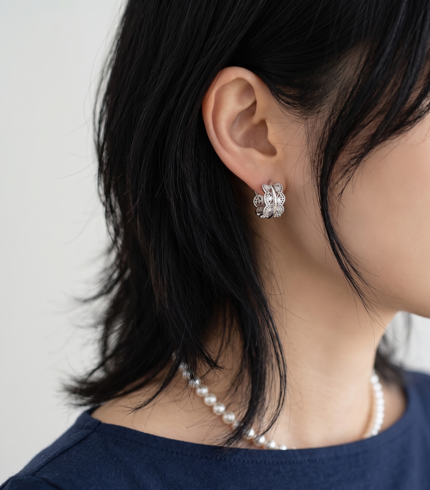 Vintage Filigree Chunky Hoop Earrings | CZ | Gold & Silver | Korean Jewelry