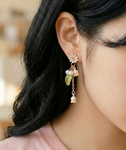 Fairycore Lily of the Valley Pearl Drop Earrings (Titanium)