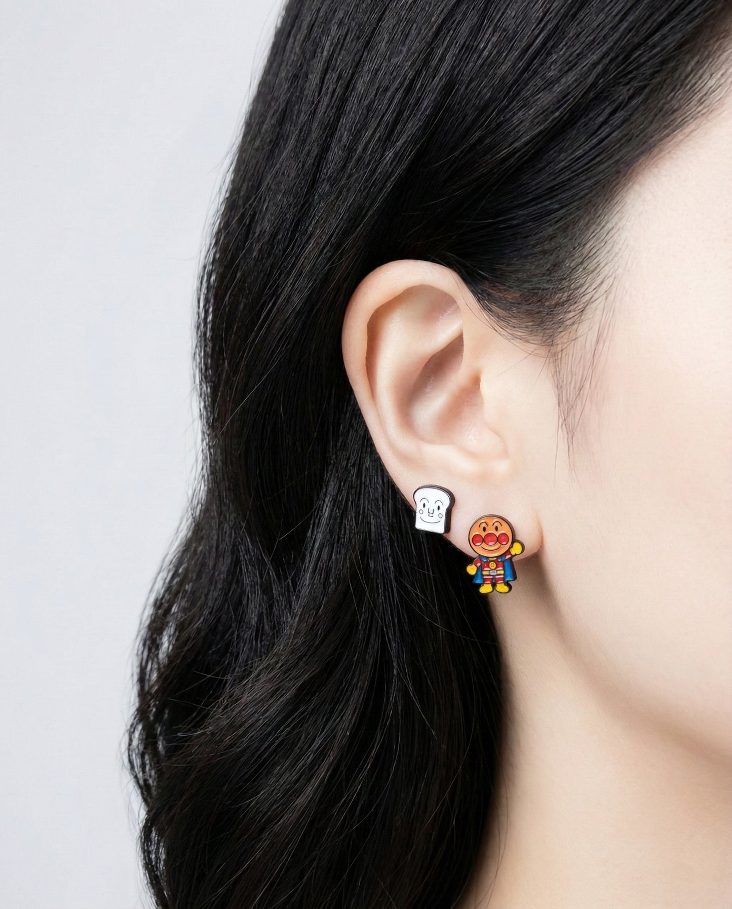Anpanman earrings stud mode styling on ear