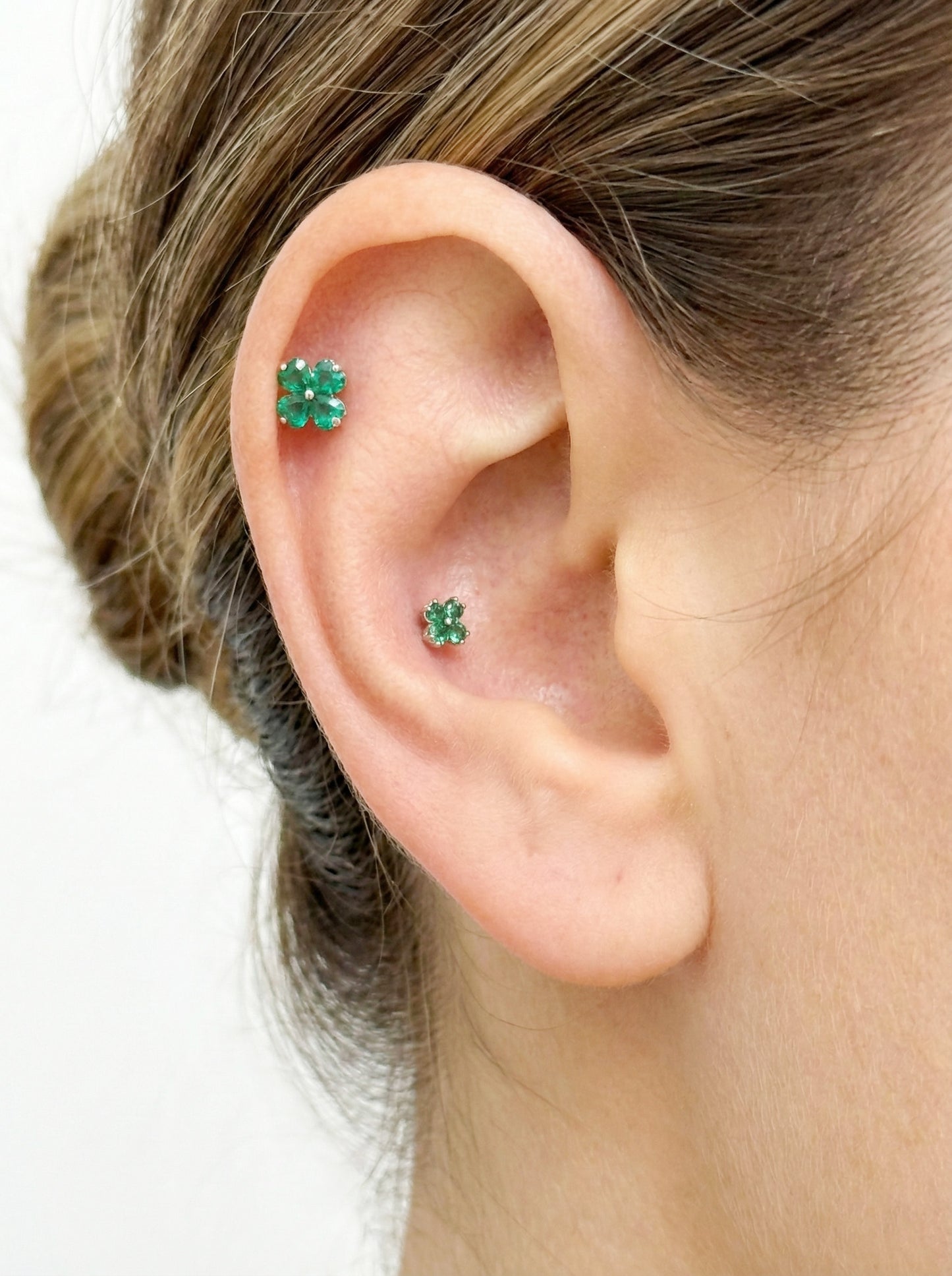 Green clover earscape helix lobe piercing large mini four leaf clover barbell studs CZ Korean jewelry