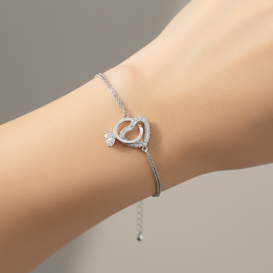 Minimalist Triangle Pendant Chain Bracelet, Delicate Triforce Symbol chram bracelet
