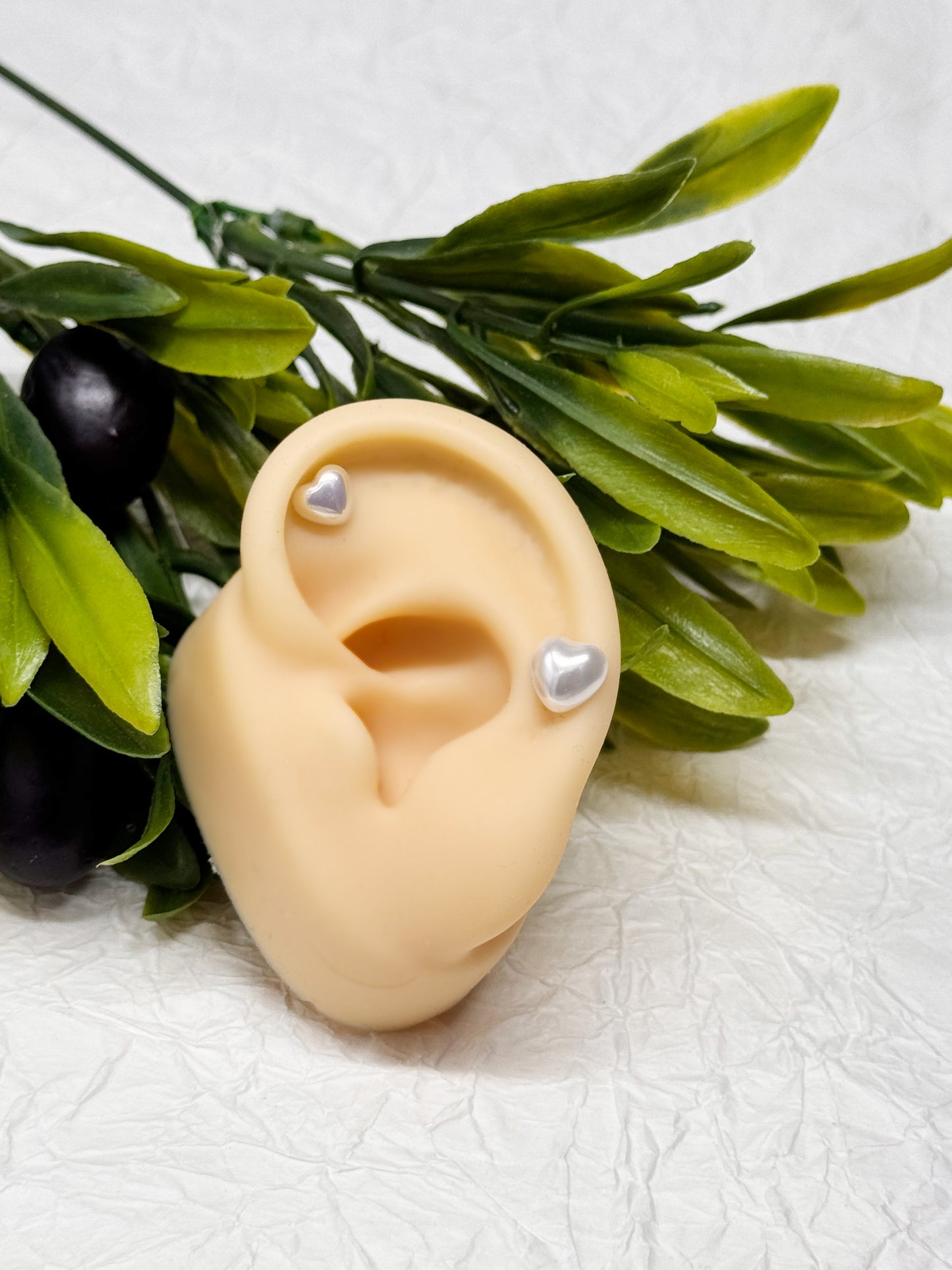 Aurora Heart Pearl Barbell - 4 Types | Helix, Conch, Tragus Earring