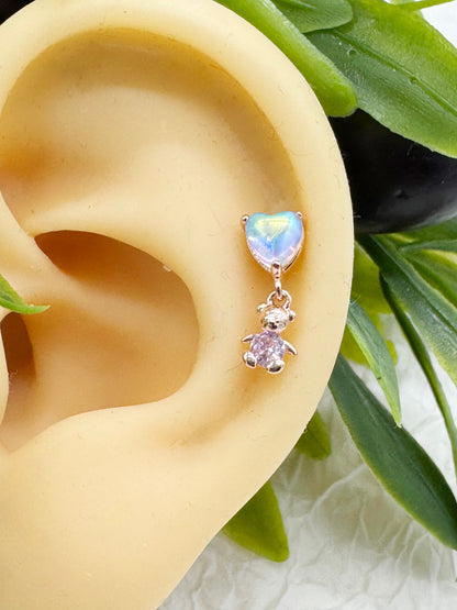 Iridescent Heart Bear Dangle Barbell – Kawaii Cartilage Piercing | Single