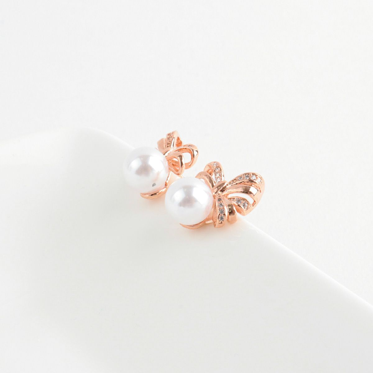Elegant Ribbon Bow Pearl Stud Earrings - 925 Silver Post
