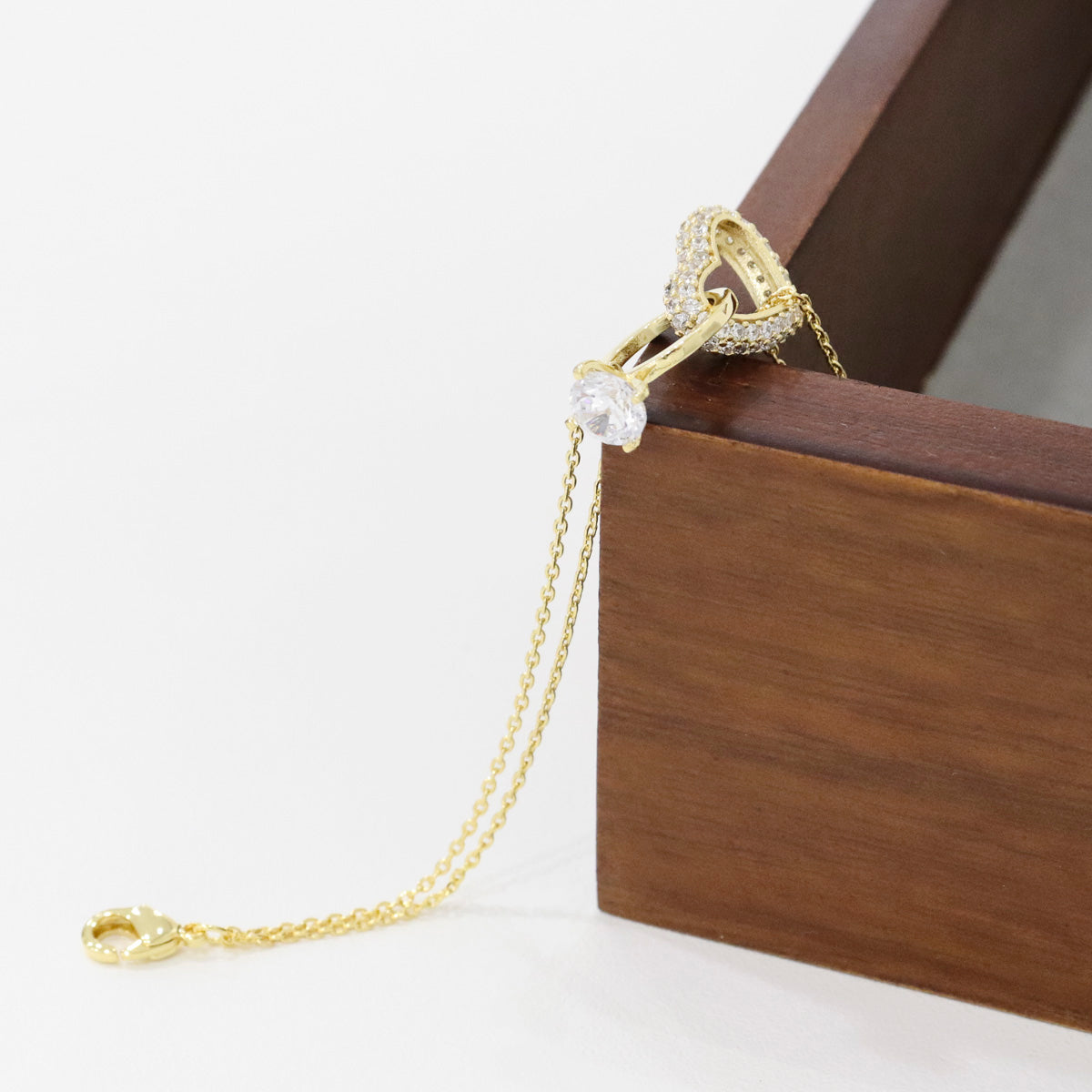 Minimalist Triangle Pendant Chain Bracelet, Delicate Triforce Symbol chram bracelet