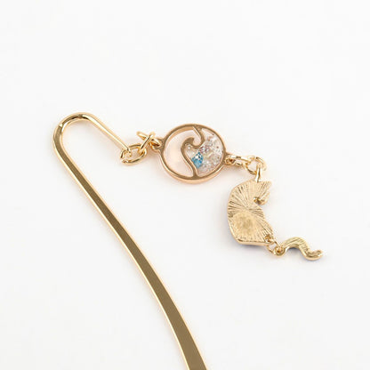Handmade Gold Metal Cat Bookmark with Wave Charm Aesthetic Page Marker for Book Lovers