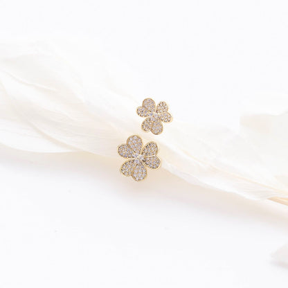 Lucky Clover Pavé Adjustable Ring — Sparkling Statement Cocktail Ring for Women, Gold Silver Rose Gold, Luxury Four-Leaf Clover Jewelry Gift